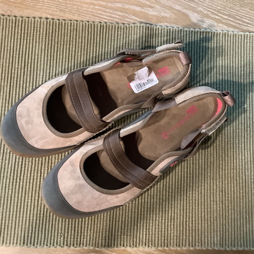 Merrell Shoes, Ladies size 9